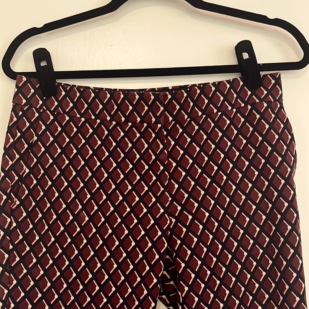 Ann Taylor crop devin trouser size 2P burgundy print